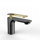 Baterie pentru chiuveta Momali, corp din alama si maner din zinc, cartus ceramic, cu aerator, culoare negru cu auriu, set prindere si doua racorduri flexibile incluse